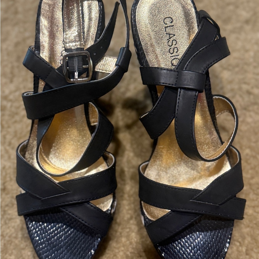 Classiques Entier Black and Gold Strappy Sandals